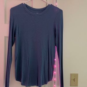 blue long sleeve american eagle top